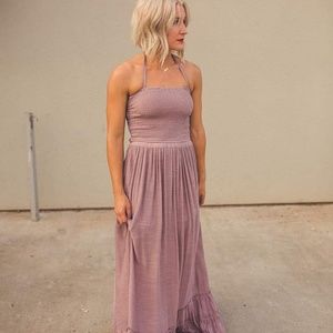 • GORGEOUS DRESS •